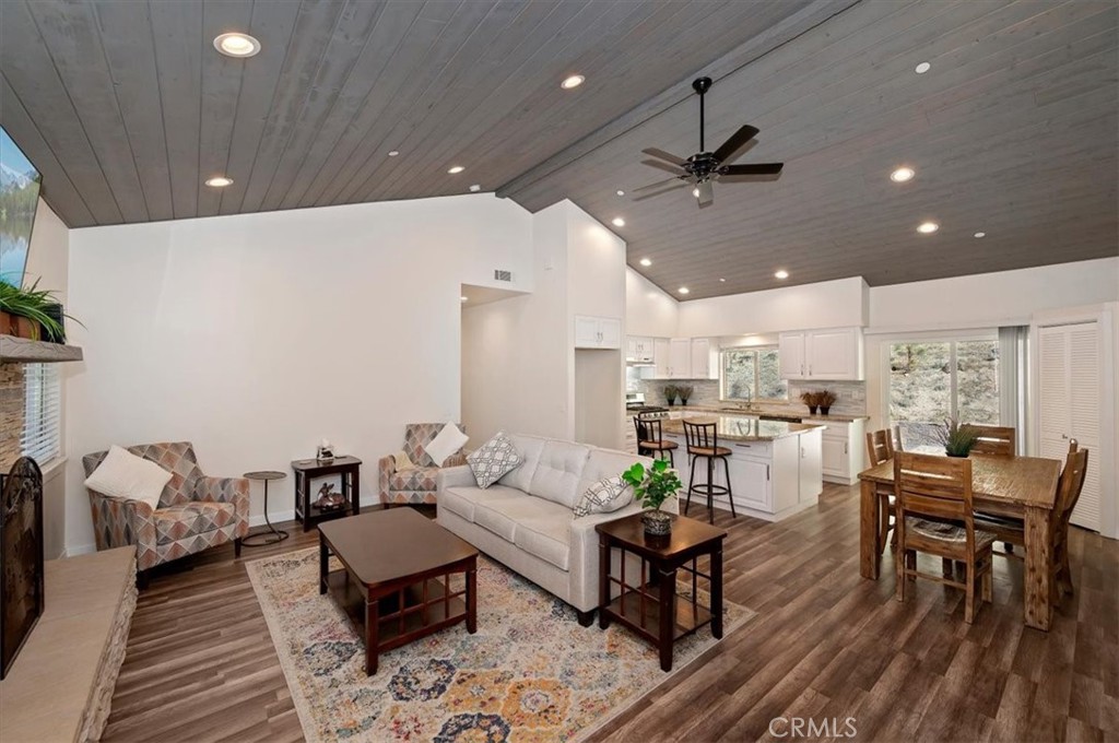 411 Grass Valley Property Photo 8