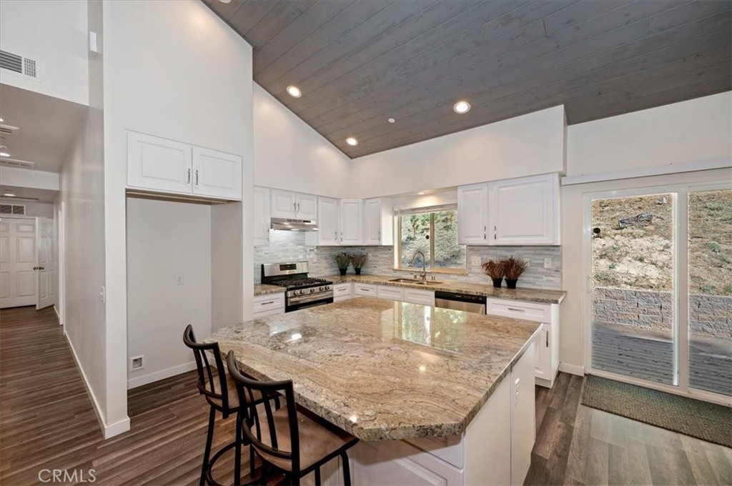 411 Grass Valley Property Photo 13