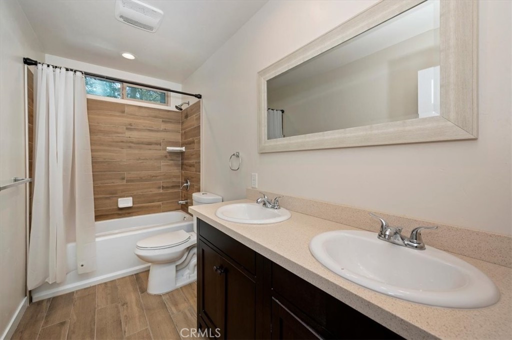411 Grass Valley Property Photo 15