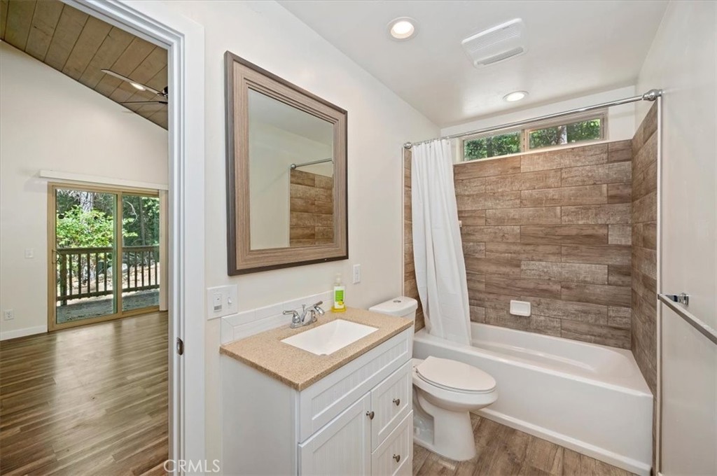 411 Grass Valley Property Photo 19