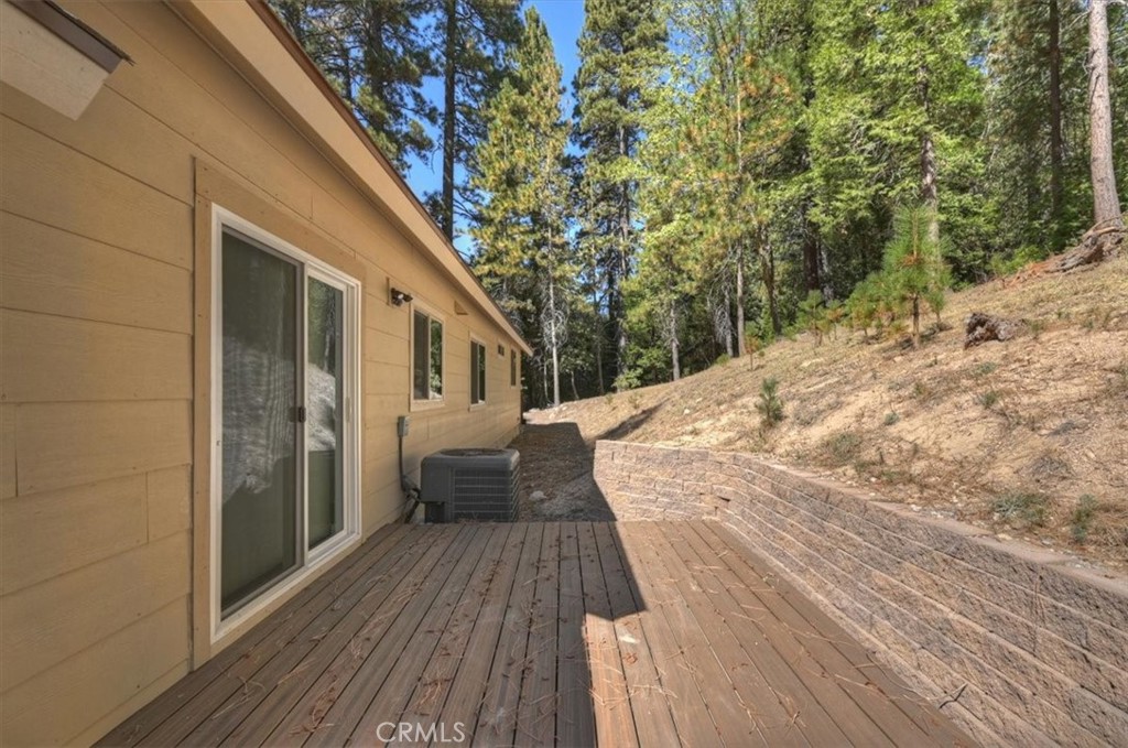 411 Grass Valley Property Photo 27