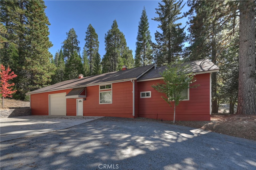 411 Grass Valley Property Photo 44