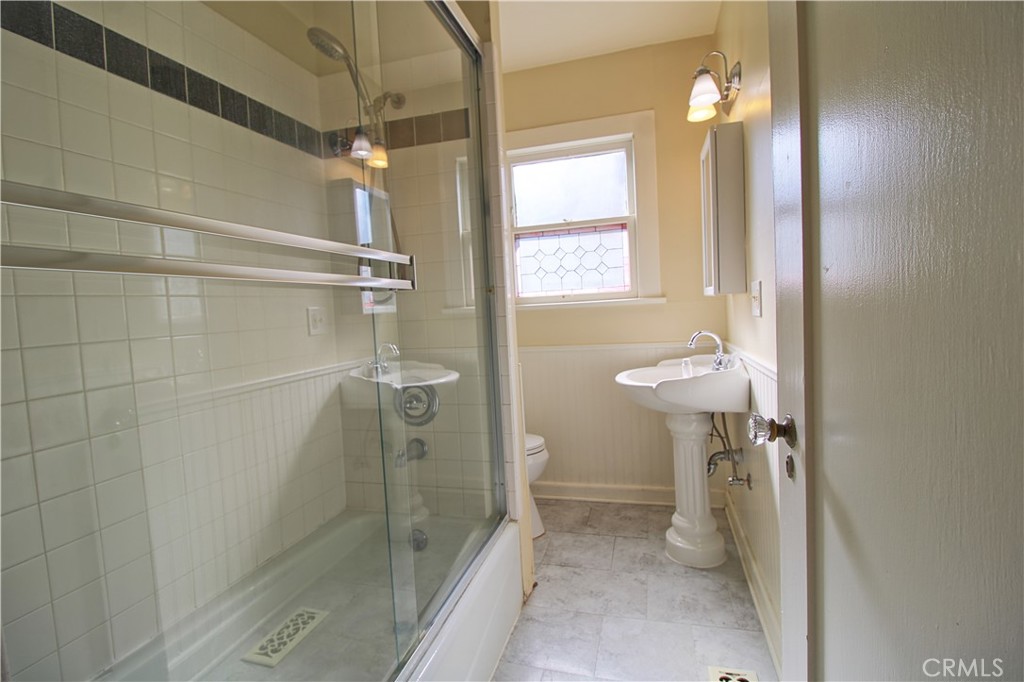 304 Normandie Court Property Photo 13