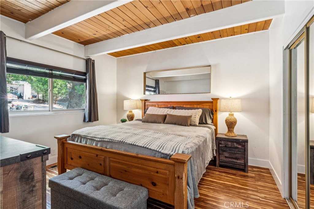 401 Grass Valley Property Photo 10