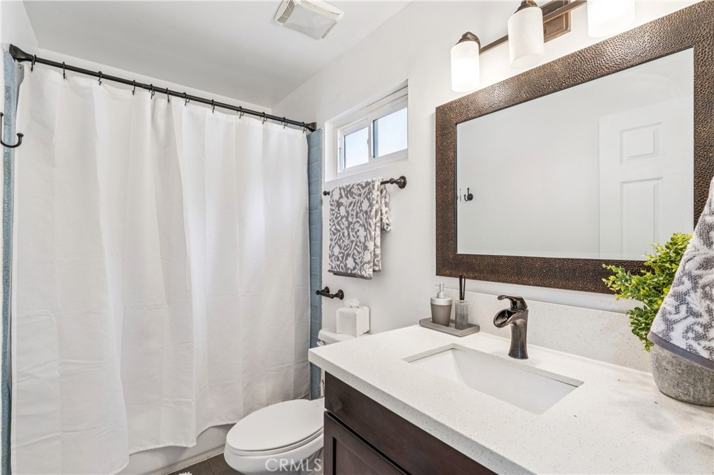 401 Grass Valley Property Photo 12