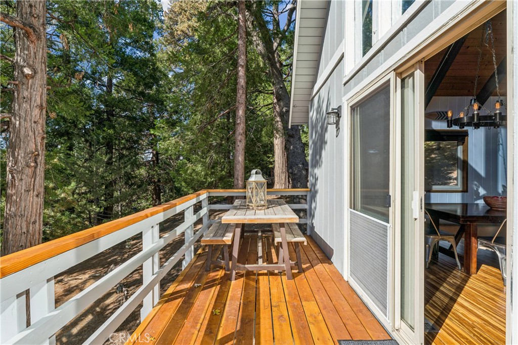 401 Grass Valley Property Photo 21