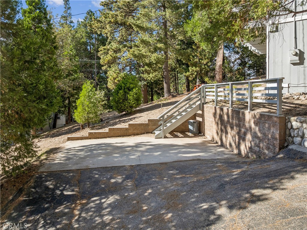 401 Grass Valley Property Photo 26
