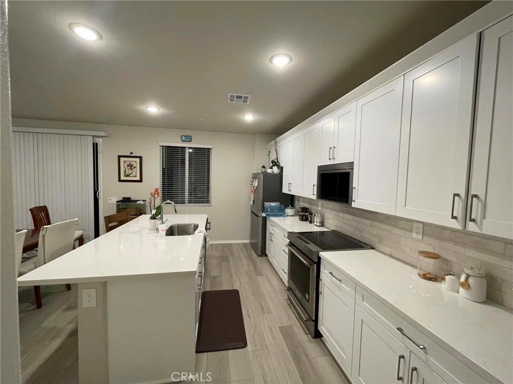 2040 Zest Street Property Photo 6