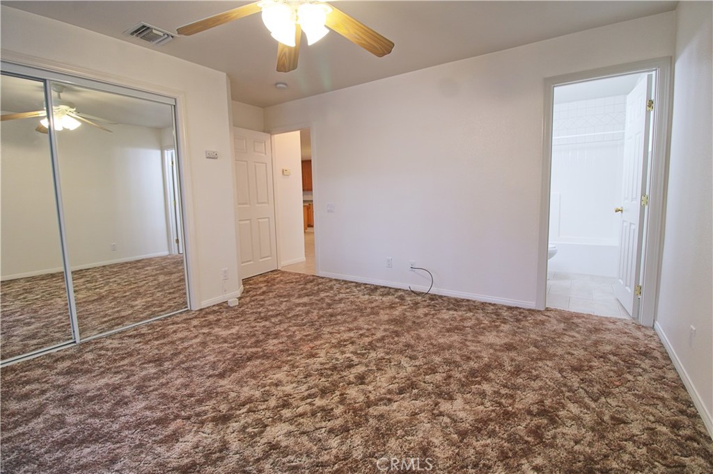 384 N Murray Property Photo 7