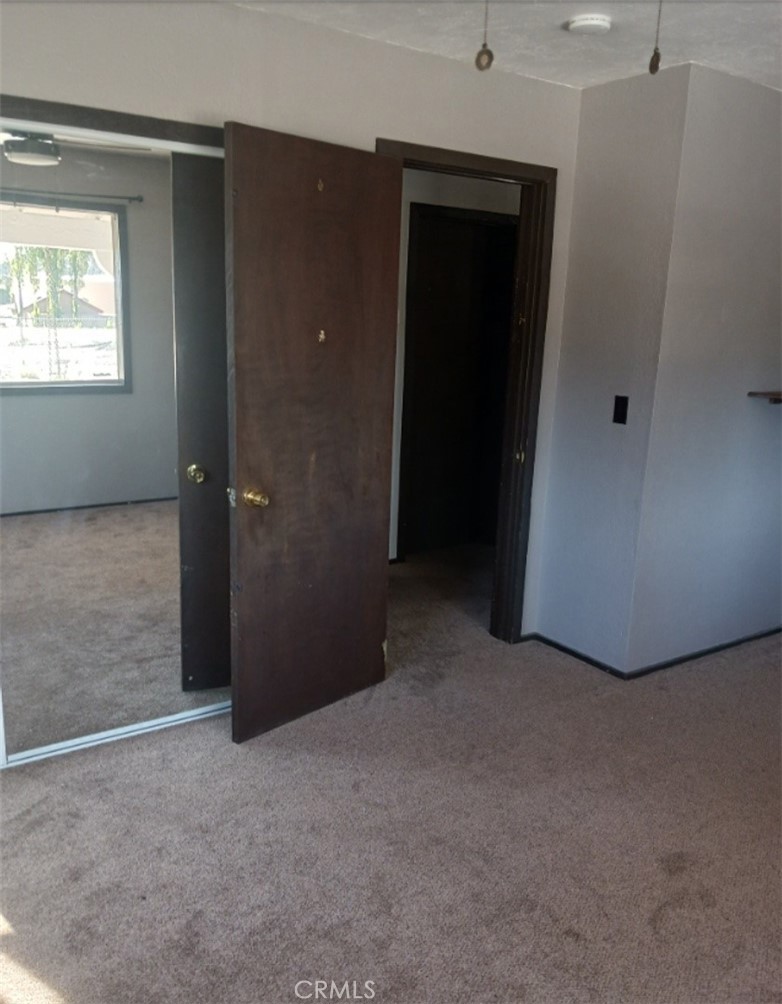 1066 Paradise Property Photo 11