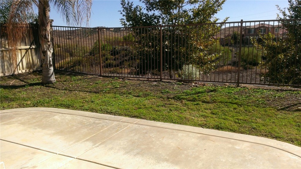 45045 Bronze Star Property Photo 3