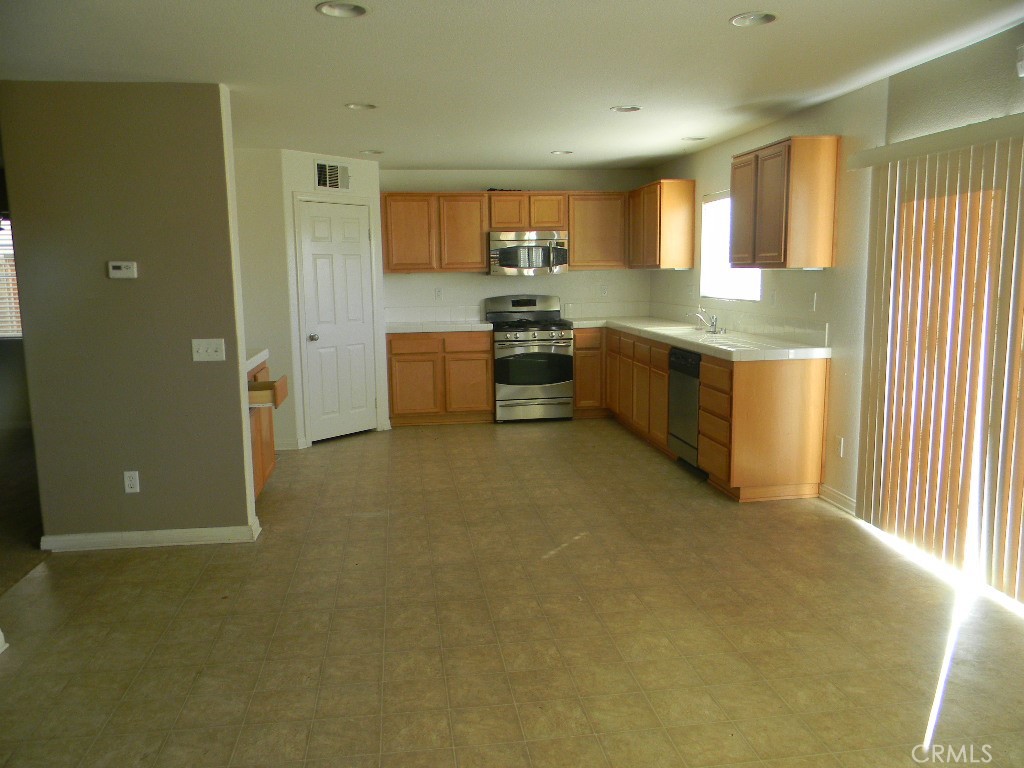 45045 Bronze Star Property Photo 10