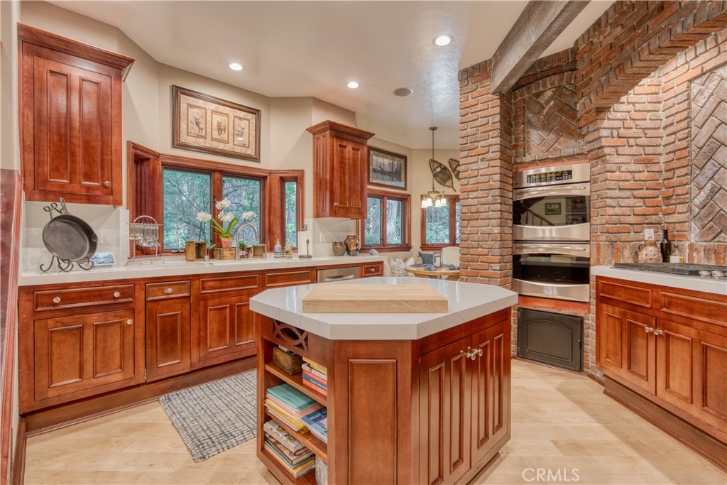 27465 Meadow Bay Drive Property Photo 24