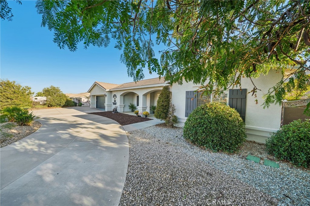 1410 Charles Property Photo 3