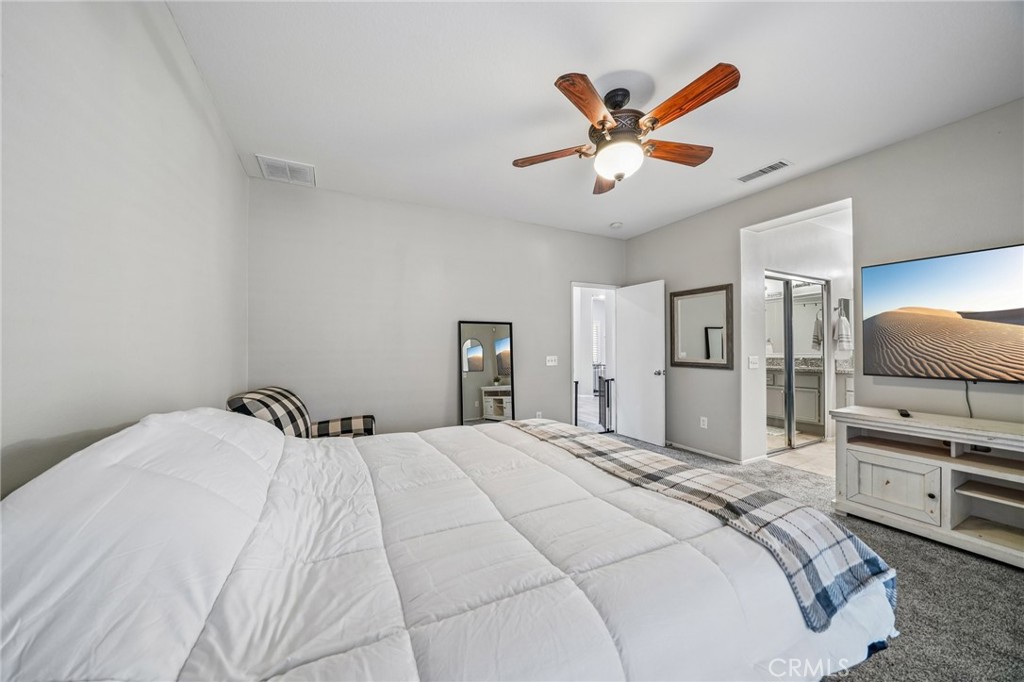 1410 Charles Property Photo 21