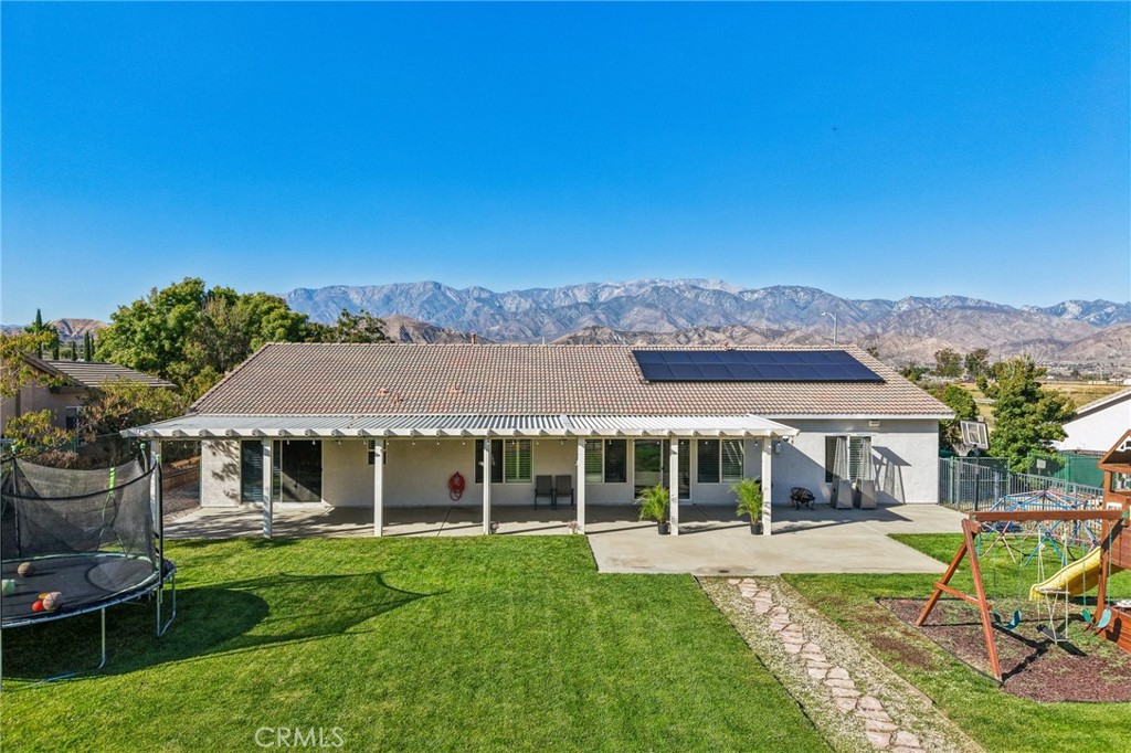 1410 Charles Property Photo 36