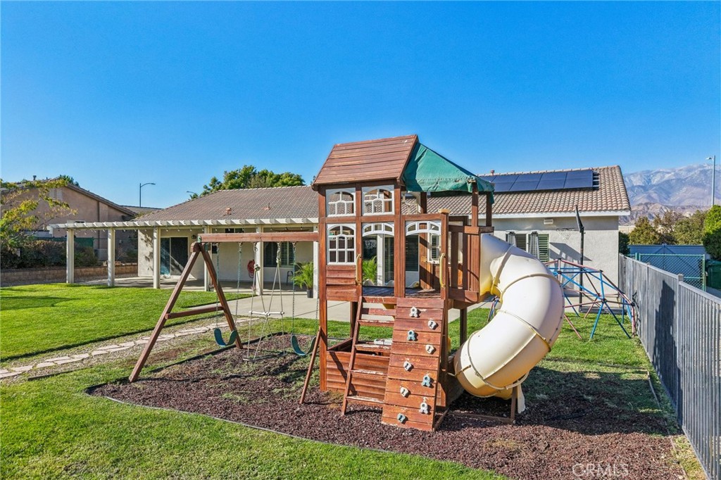 1410 Charles Property Photo 41