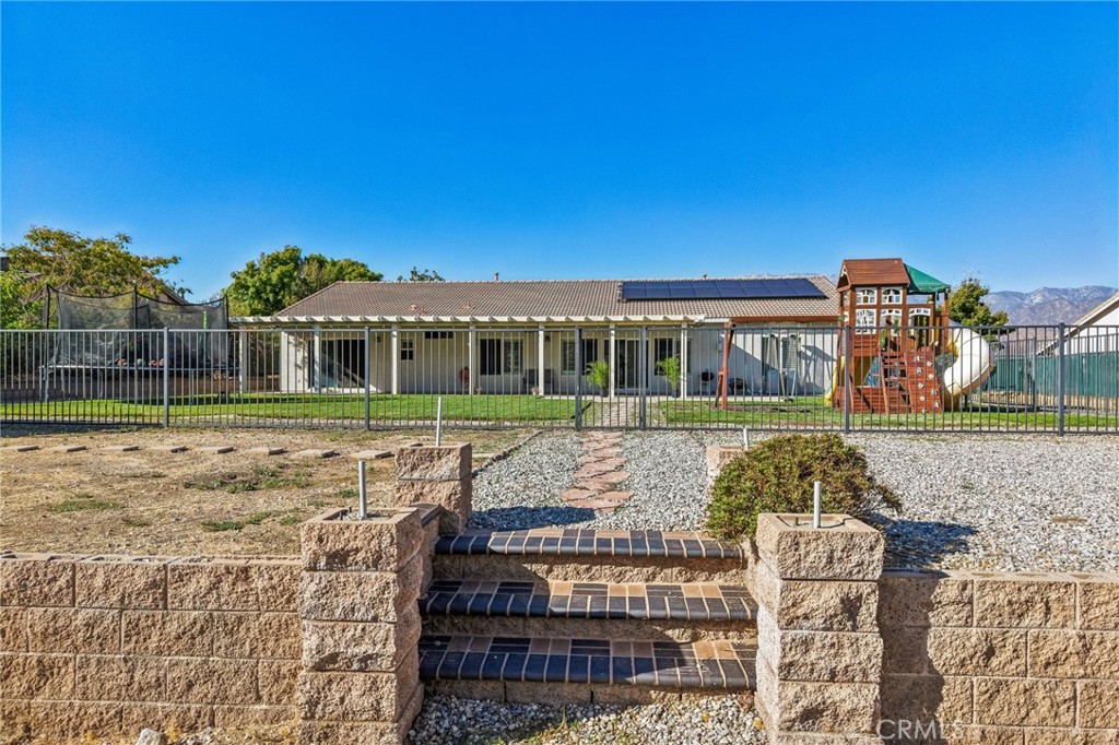 1410 Charles Property Photo 44