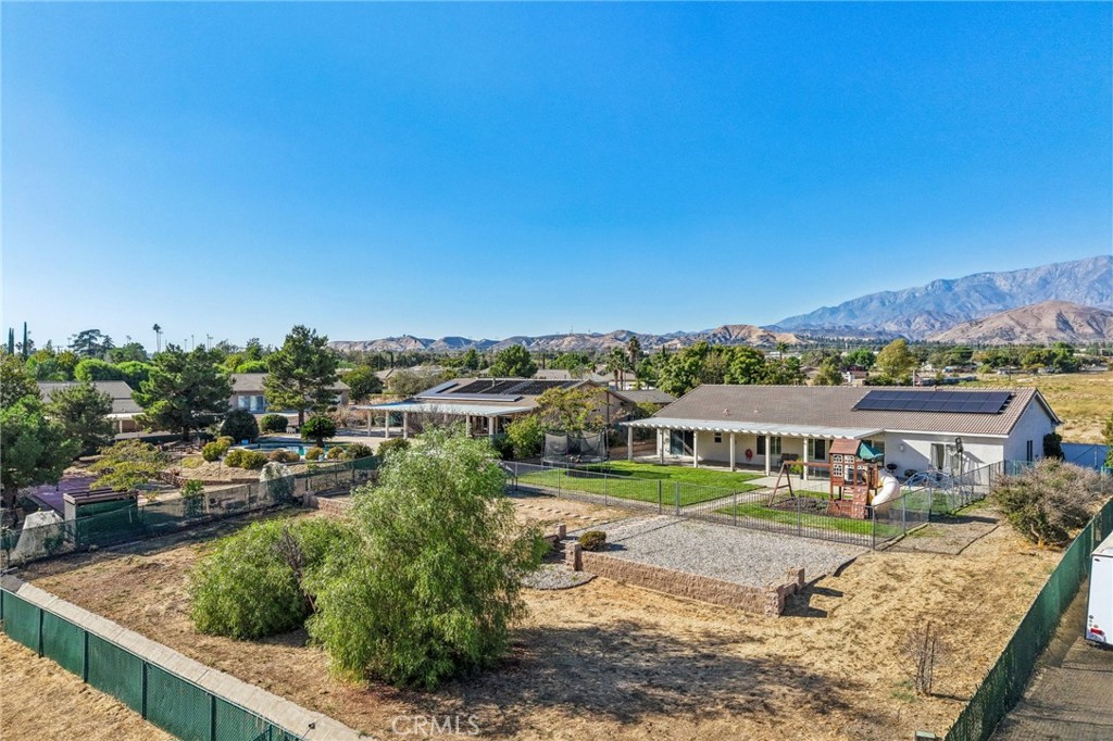 1410 Charles Property Photo 45