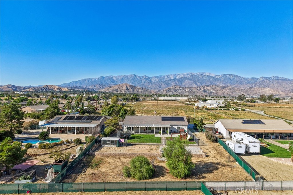 1410 Charles Property Photo 47