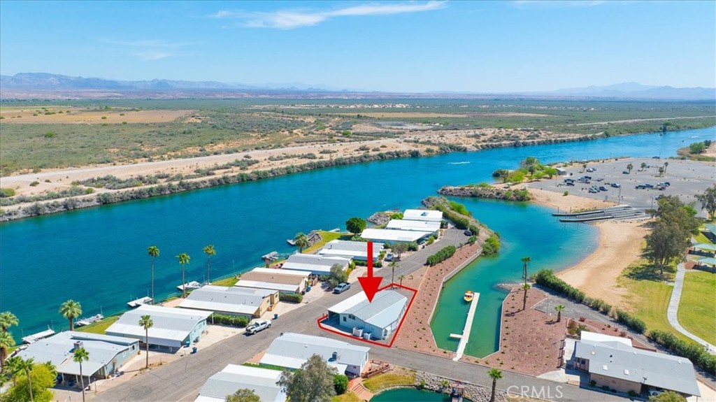 551 Beach Property Photo 2