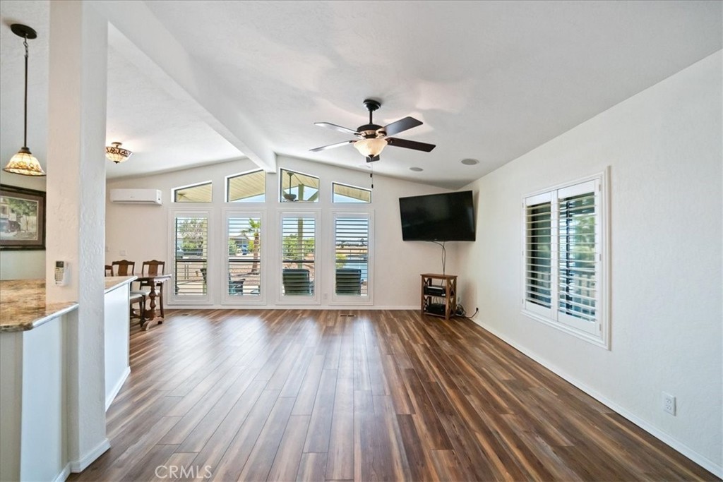 551 Beach Property Photo 11