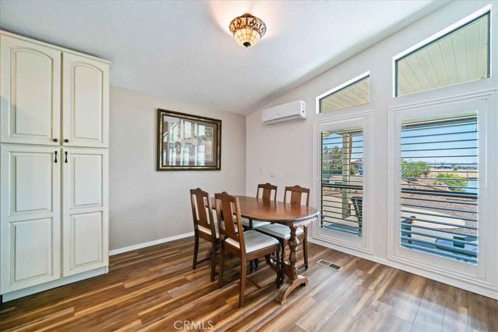 551 Beach Property Photo 17