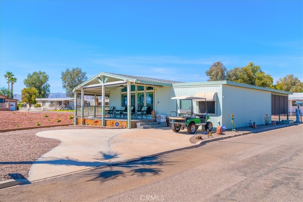 551 Beach Property Photo 40