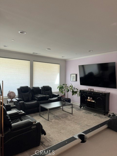 1661 Village Green Property Photo 4