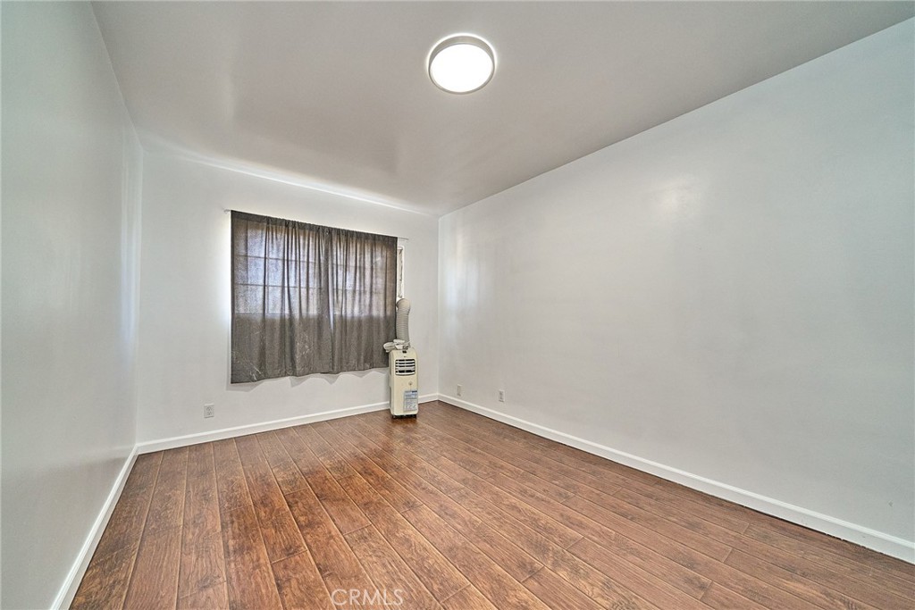 3011 S West View Property Photo 20