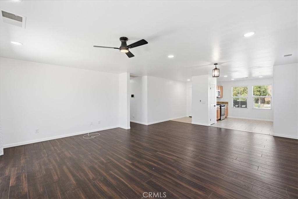 781 Amherst Property Photo 10