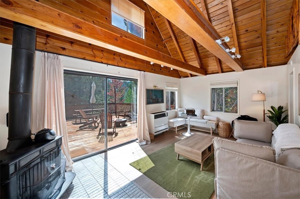 43051 Monterey Property Photo 7