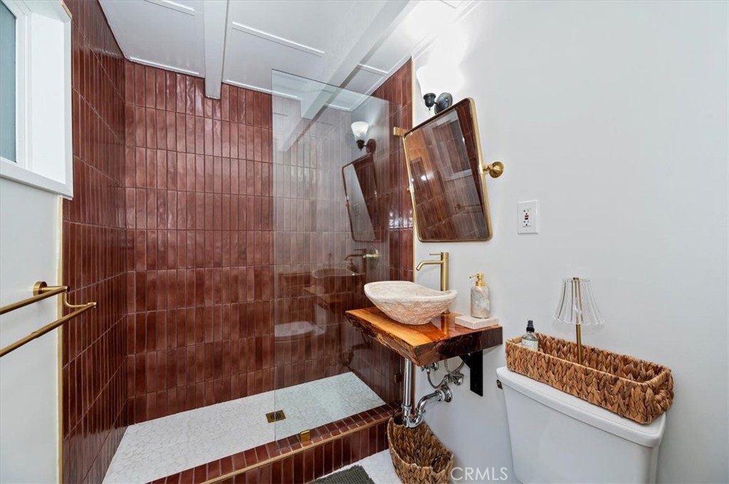 43051 Monterey Property Photo 19
