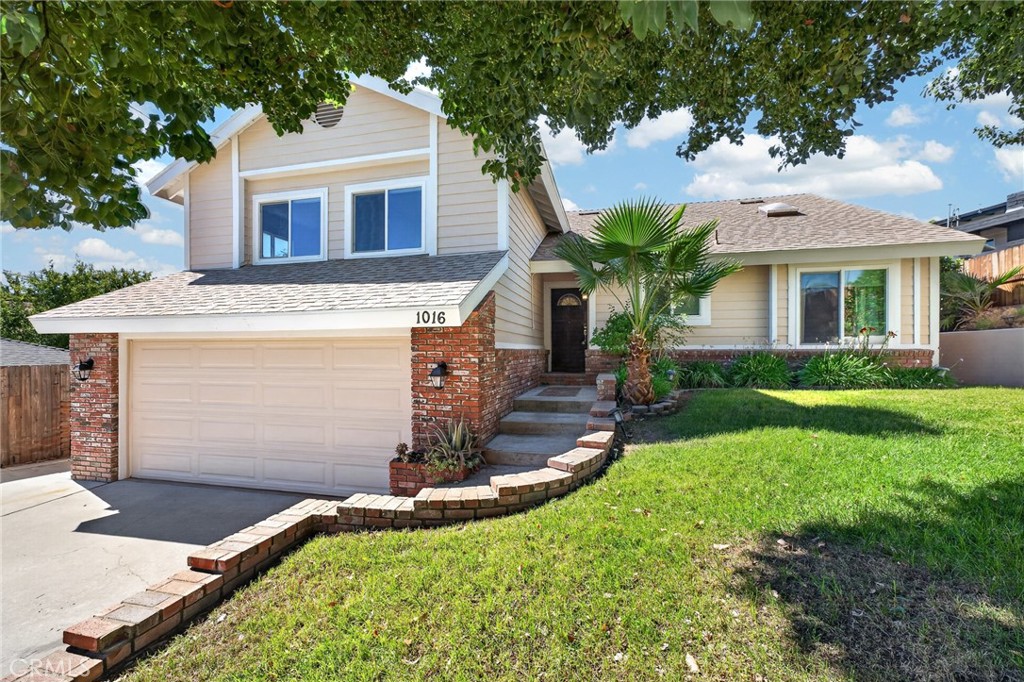 1016 La Feliz Property Photo 1