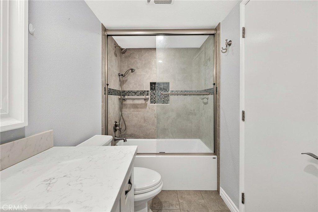1016 La Feliz Property Photo 32