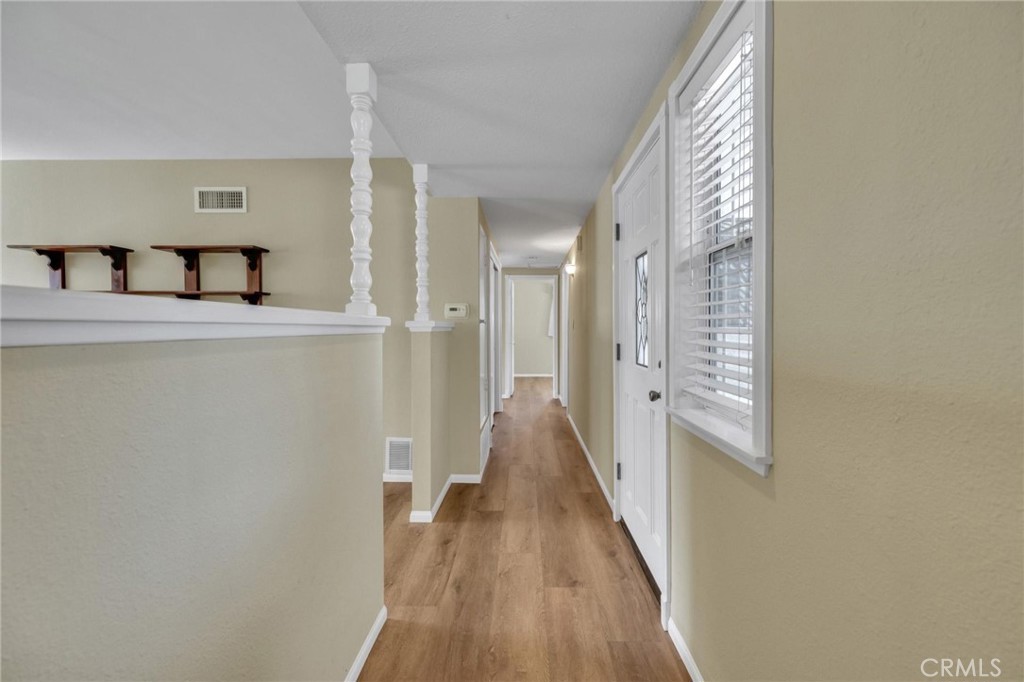 2212 Hartford Property Photo 19