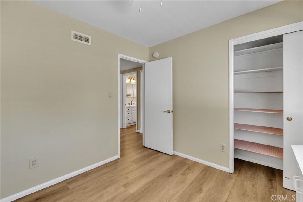 2212 Hartford Property Photo 21