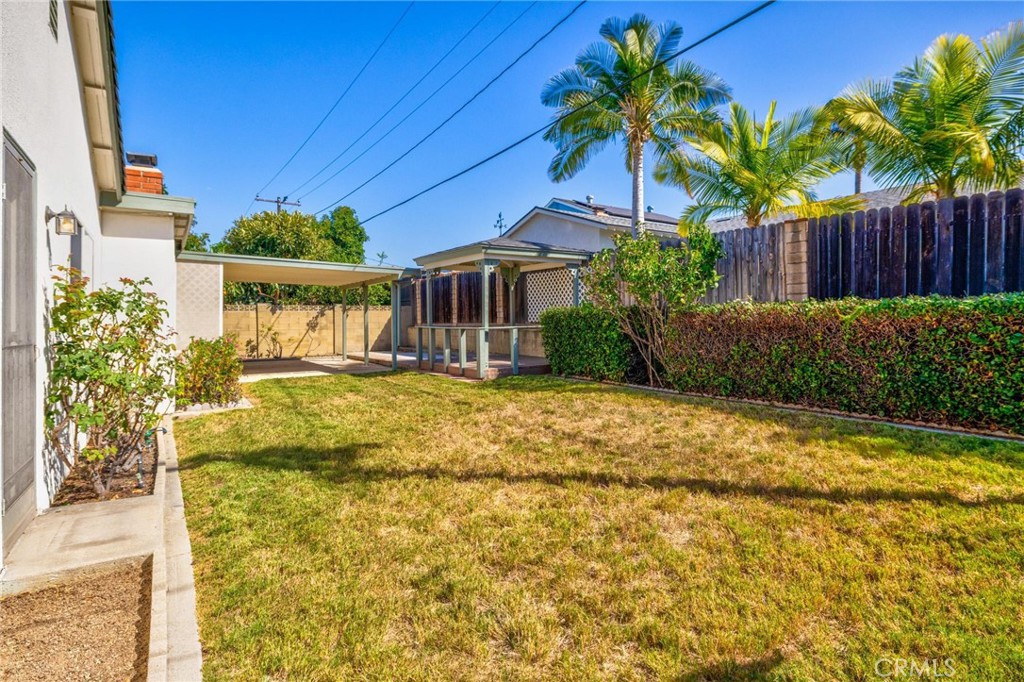 2212 Hartford Property Photo 30