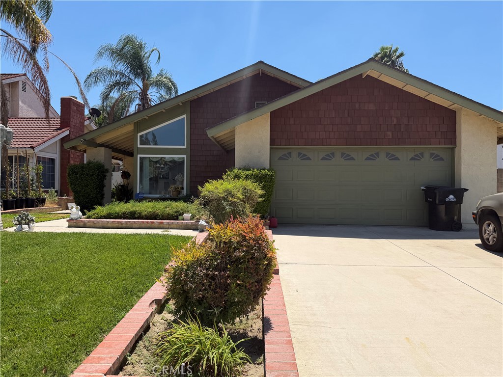 1456 Tam O Shanter Property Photo 1