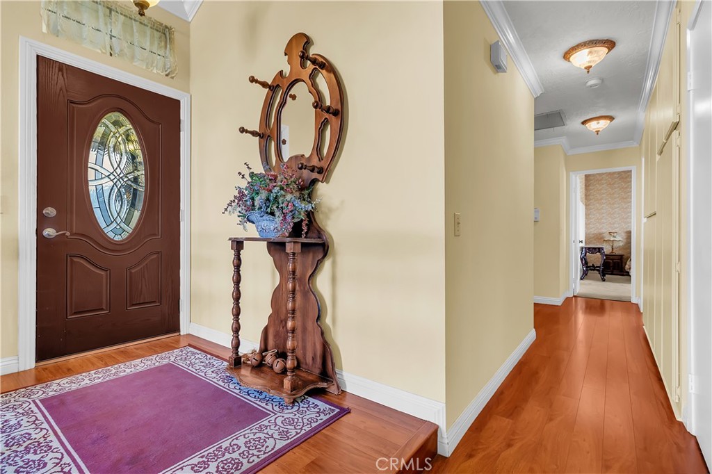 1456 Tam O Shanter Property Photo 8