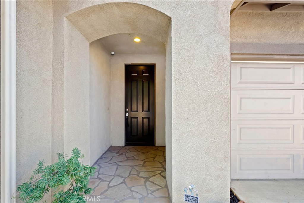 11111 Evergreen Property Photo 4
