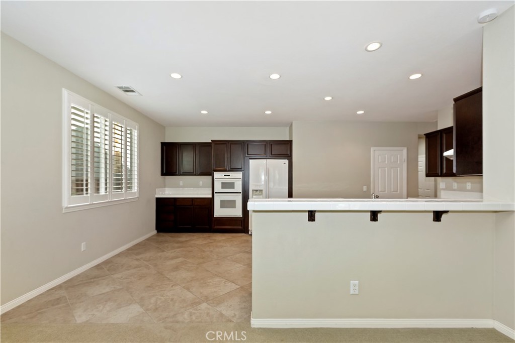 11111 Evergreen Property Photo 8