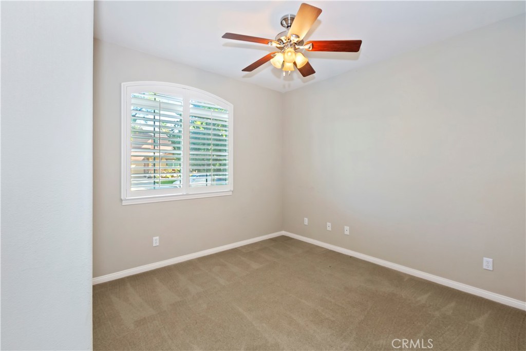 11111 Evergreen Property Photo 10