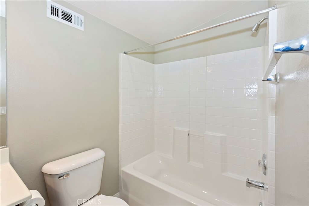 11111 Evergreen Property Photo 36