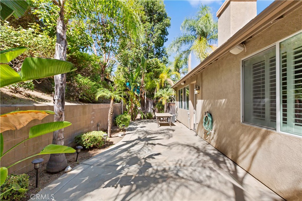 11111 Evergreen Property Photo 39