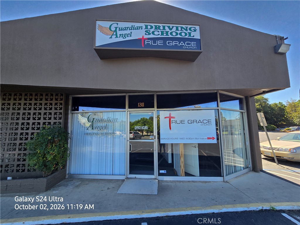 1311 Brookside Ave Property Photo 1