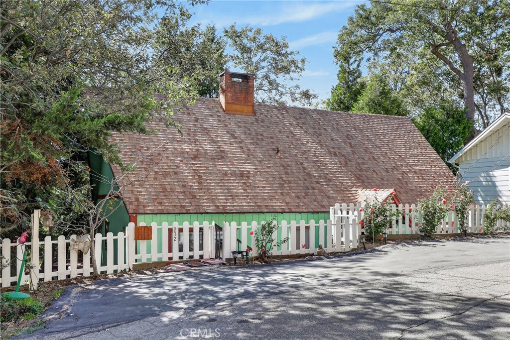 232 Sunset Property Photo 1