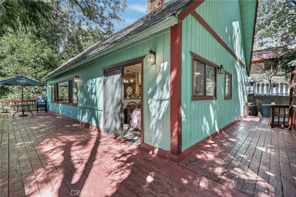 232 Sunset Property Photo 4