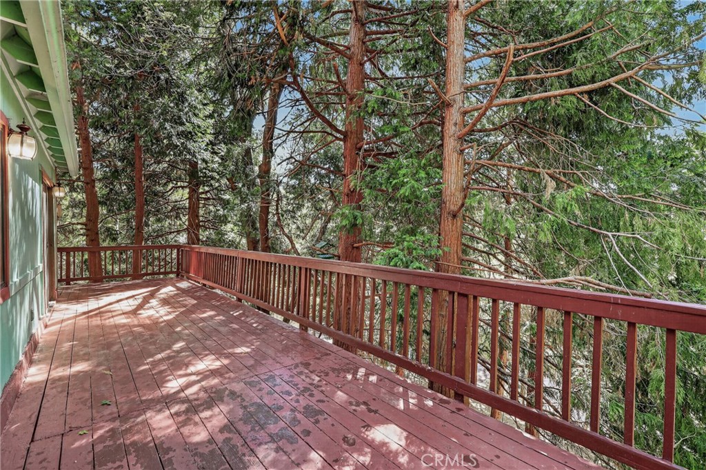 232 Sunset Property Photo 5
