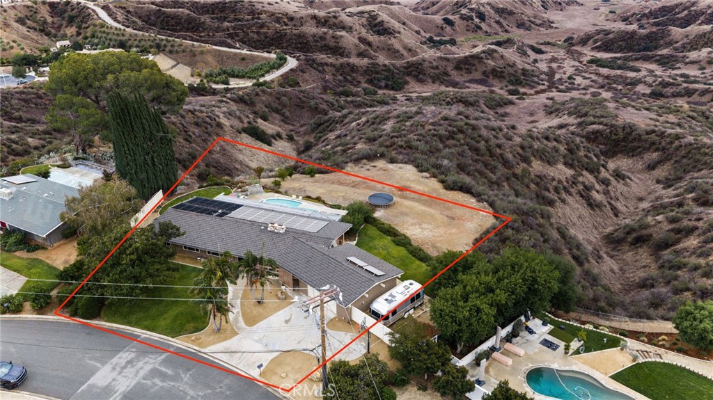 13027 Burns Lane Property Photo 2
